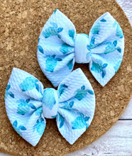 Load image into Gallery viewer, Turtles Piggies Fabric Bows