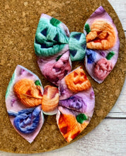 Load image into Gallery viewer, Jack-O-Lantern Faux Embroidery Piggies Fabric Bows