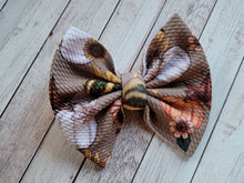 Load image into Gallery viewer, Autumn Pumpkins Fabric Bow