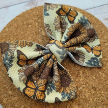 Load image into Gallery viewer, Monarch Butterflies Fabric Bow