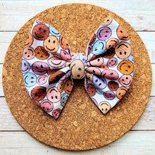 Load image into Gallery viewer, Smiley Faces Fabric Bow