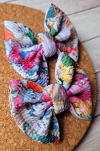 Load image into Gallery viewer, Cats Piggies Fabric Bows