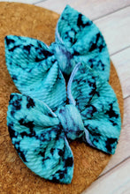 Load image into Gallery viewer, Turquoise Stone Piggies Fabric Bows