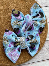 Load image into Gallery viewer, Valentine's Latte Piggies Fabric Bows