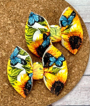 Load image into Gallery viewer, Sunflowers And Butterflies Piggies Fabric Bows