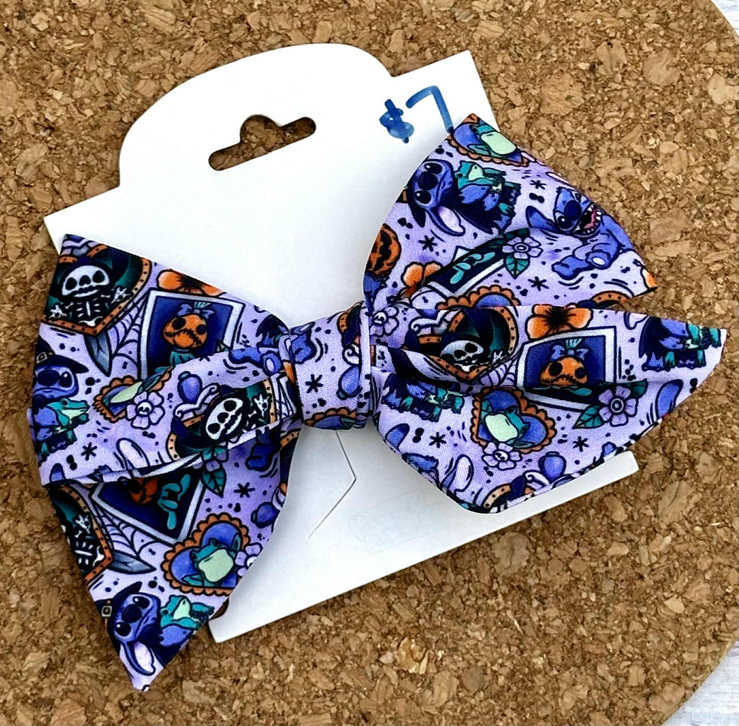 Witch Stitch Short Tails Fabric Bow