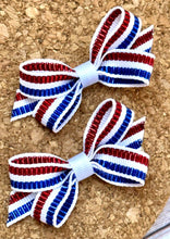 Load image into Gallery viewer, Red/White/Blue Stripes Itty Bitty Piggie Bows
