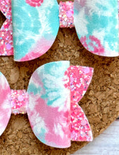 Load image into Gallery viewer, Turquoise/Pink Tie Dye Glitter Layered Leatherette Piggies Bow
