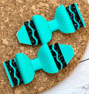 Teal Smooth Crayon Glitter Piggies Layered Leatherette Bow