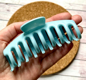 Light Blue Glossy Classic Claw Clip