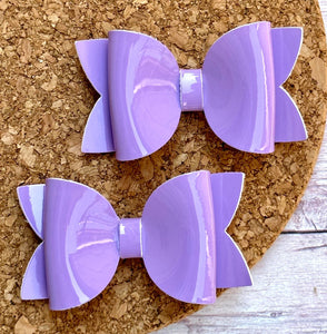 Light Purple Patent Layered Leatherette Piggies Bow