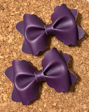 Load image into Gallery viewer, Plum Butter Layered Leatherette Piggies Bow
