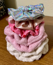 Load image into Gallery viewer, Pink Terry Cloth Scrunchie Set
