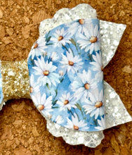 Load image into Gallery viewer, Daisies Glitter Layered Coco Leatherette Bow
