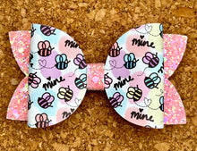 Load image into Gallery viewer, Bee Mine Glitter Leatherette Bow
