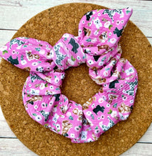 Load image into Gallery viewer, Puppies on Pink Bow Scrunchie

