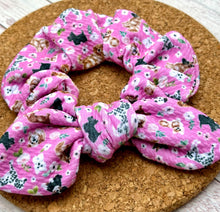 Load image into Gallery viewer, Puppies on Pink Bow Scrunchie
