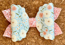 Load image into Gallery viewer, Light Blue and Peach Flowers Glitter Leatherette Bow
