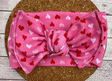 Load image into Gallery viewer, Pink Mini Hearts Knit Infant Knotted Bow Headwrap
