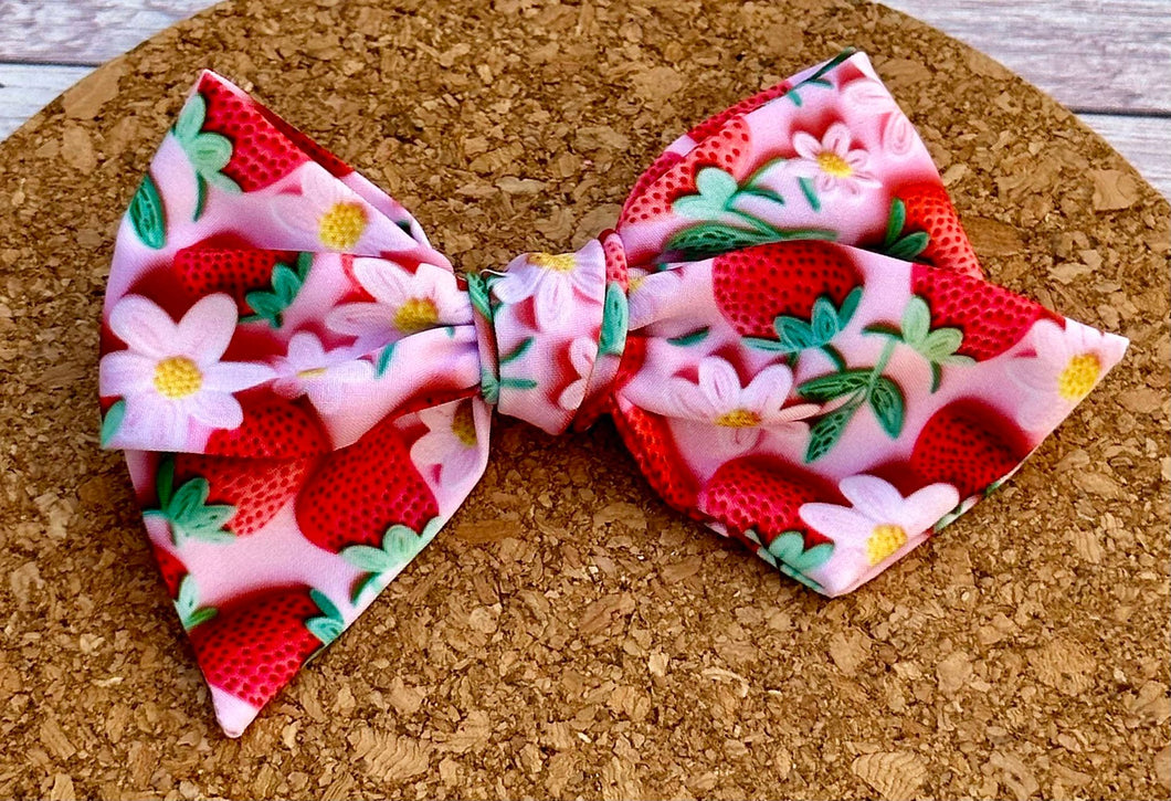 Strawberries Short Tails Fabric Bow