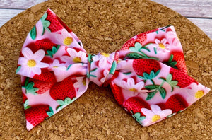 Strawberries Short Tails Fabric Bow