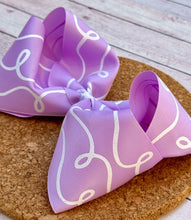 Load image into Gallery viewer, Lilac Glitter Doodles JUMBO bow
