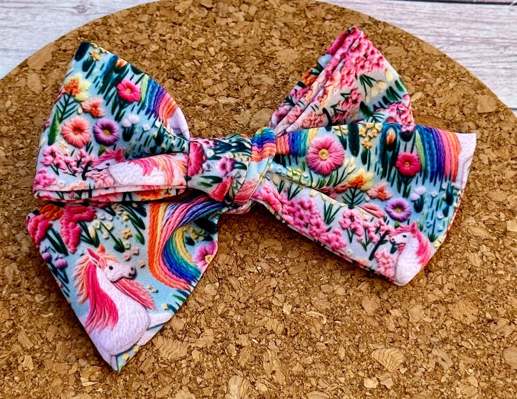 Unicorn Short Tails Fabric Bow