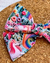 Load image into Gallery viewer, Unicorn Short Tails Fabric Bow
