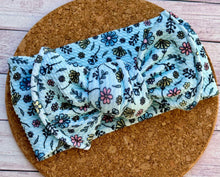 Load image into Gallery viewer, Blue Flowers Infant Knotted Bow Headwrap
