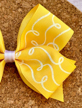 Load image into Gallery viewer, Yellow Doodles Glitter Pattern Ribbon Bow
