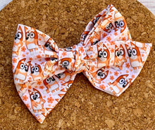 Load image into Gallery viewer, Orange Dog Short Tails Fabric Bow
