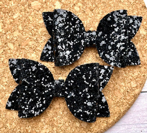 Black Glitter Layered Leatherette Piggies Bow