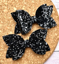 Load image into Gallery viewer, Black Glitter Layered Leatherette Piggies Bow
