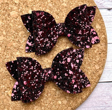 Load image into Gallery viewer, Maroon Glitter Layered Leatherette Piggies Bow
