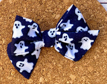 Load image into Gallery viewer, Navy Ghosts Short Tails Fabric Bow
