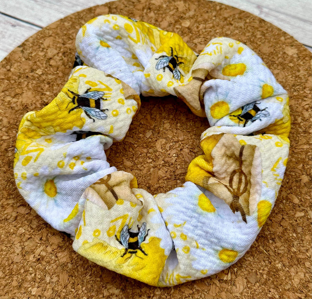 Bees and Daisies Scrunchie