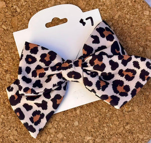 Cheetah Short Tails Fabric Bow