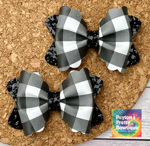 Black & White Plaid Butter Layered Leatherette Piggies Bow