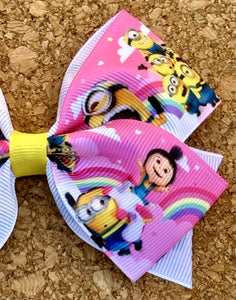 Minions Pattern Bow