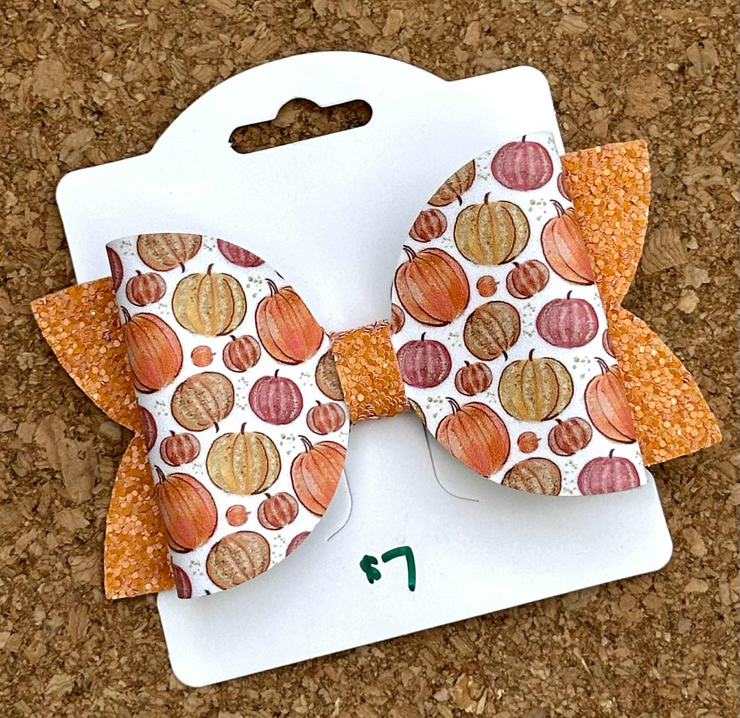 Pumpkins Glitter Leatherette Bow