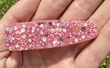 Load image into Gallery viewer, Pink Duckbill Glitter Resin Clip
