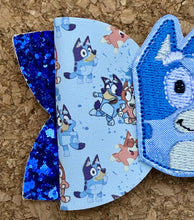 Load image into Gallery viewer, Blue Dog Feltie Glitter Layered Leatherette Bow
