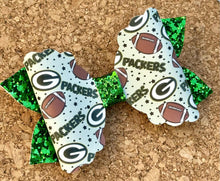 Load image into Gallery viewer, Packers Glitter Leatherette Bow
