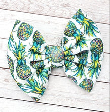 Load image into Gallery viewer, Pineapples Fabric Bow
