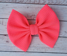 Load image into Gallery viewer, Neon Fuchsia Solid Fabric Bow
