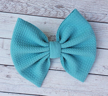 Load image into Gallery viewer, Seafoam Solid Fabric Bow
