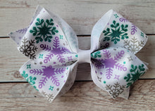 Load image into Gallery viewer, Glitter Snowflakes Pattern Bow
