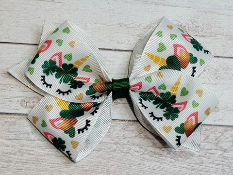 St. Paddy's Day Unicorn Pattern Bow