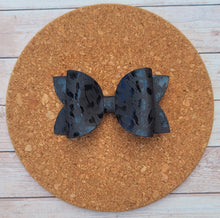 Load image into Gallery viewer, Black Leopard Layered Leatherette Bow
