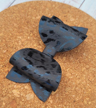 Load image into Gallery viewer, Black Leopard Layered Leatherette Bow
